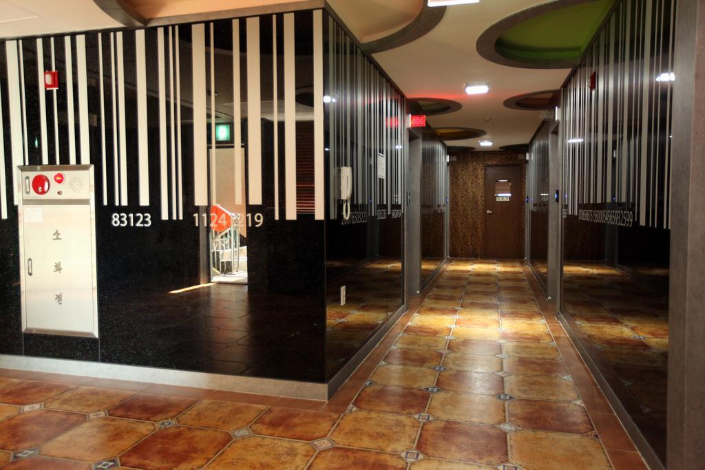 The Design Motel Пусан Экстерьер фото