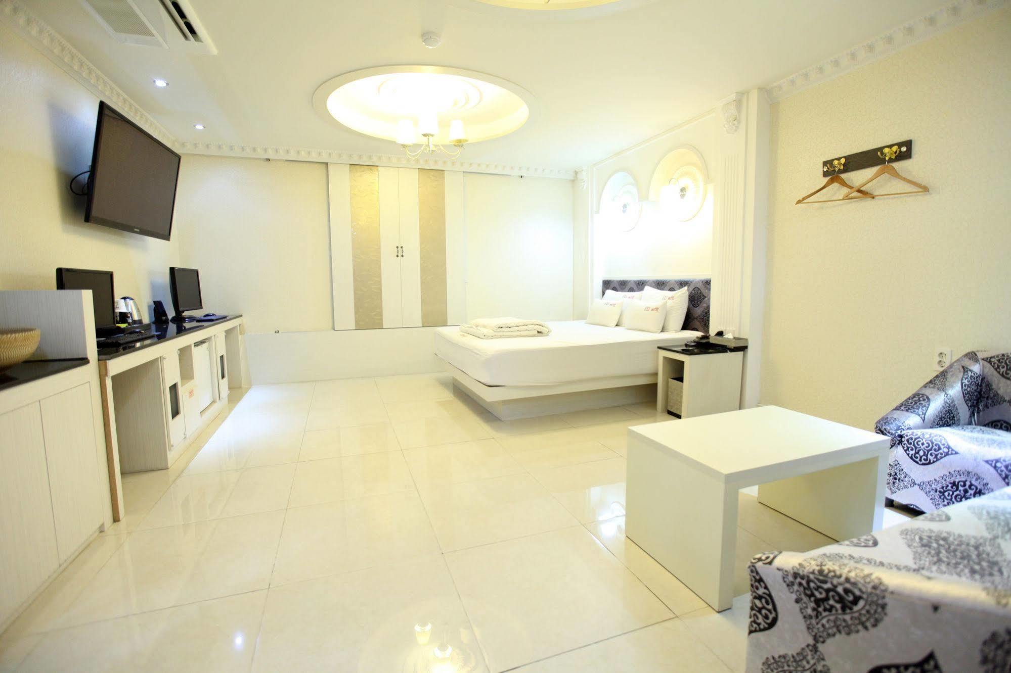 The Design Motel Пусан Экстерьер фото